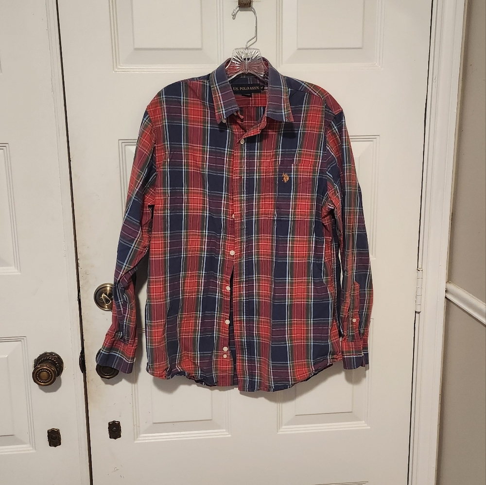 US Polo Assn Men's long sleeve bitton down shirt red plaid size M